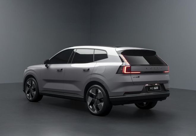 SMA超级混动架构打造沃尔沃全新XC70发布(图4)