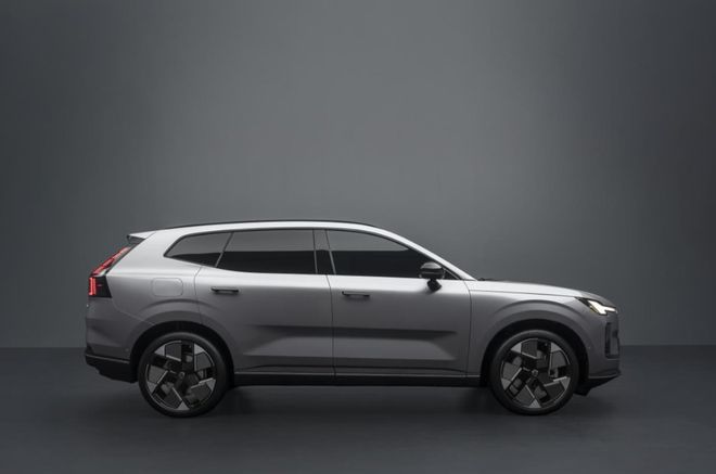 SMA超级混动架构打造沃尔沃全新XC70发布(图5)