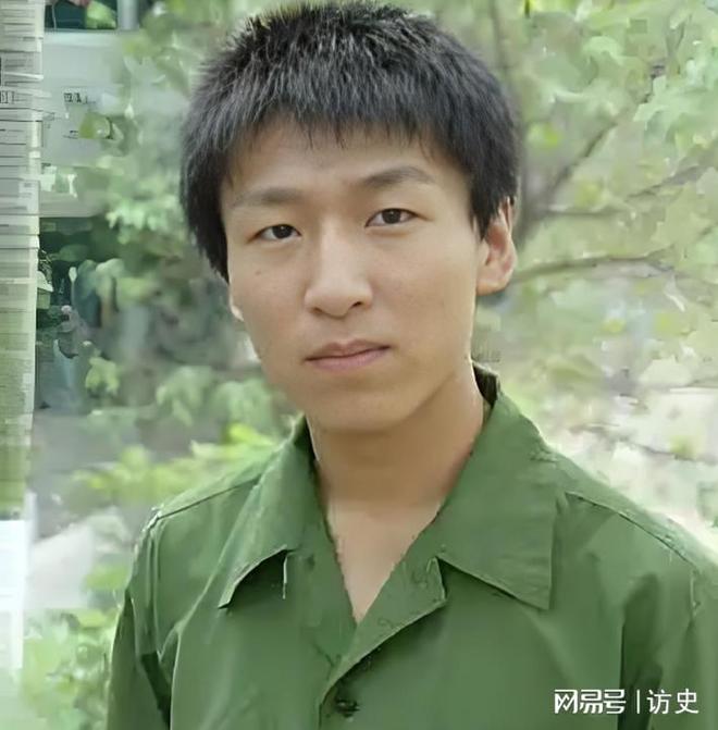 陈羽凡现状：低调生活50岁胖到认不出17岁儿子1米8长得像妈(图3)